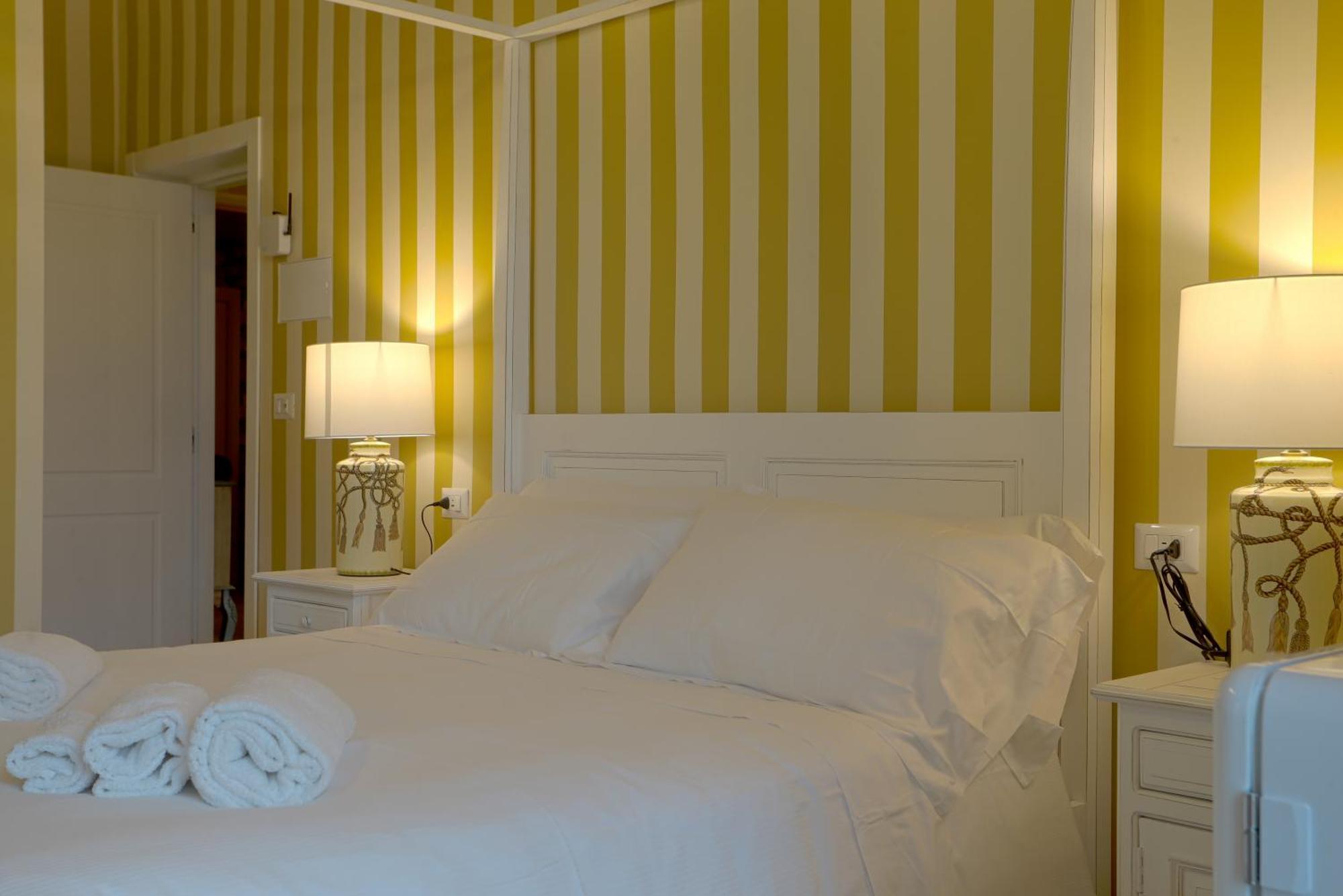 Hotel Le Residenze Del Capitano Bari Zewnętrze zdjęcie