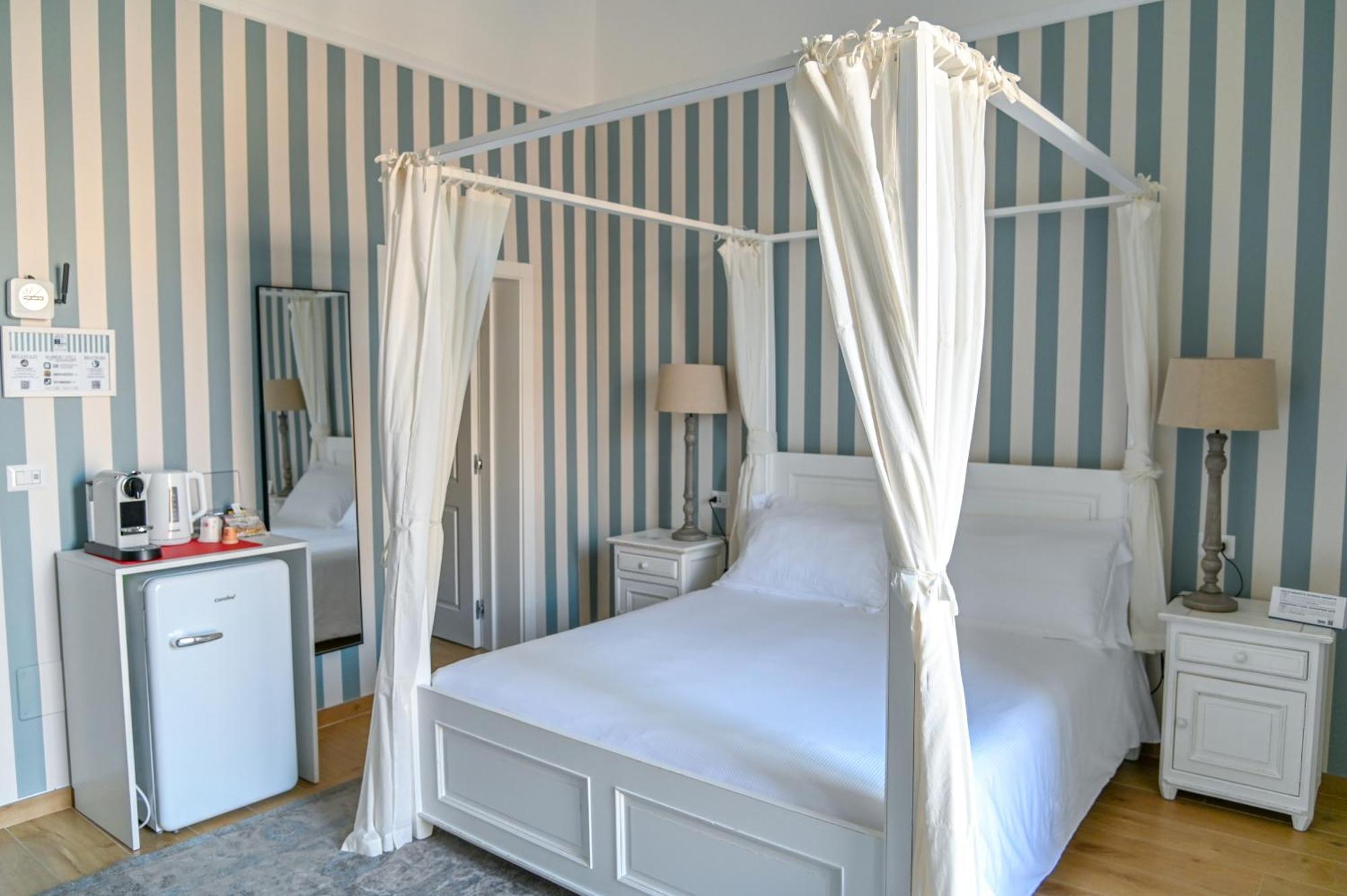 Hotel Le Residenze Del Capitano Bari Zewnętrze zdjęcie