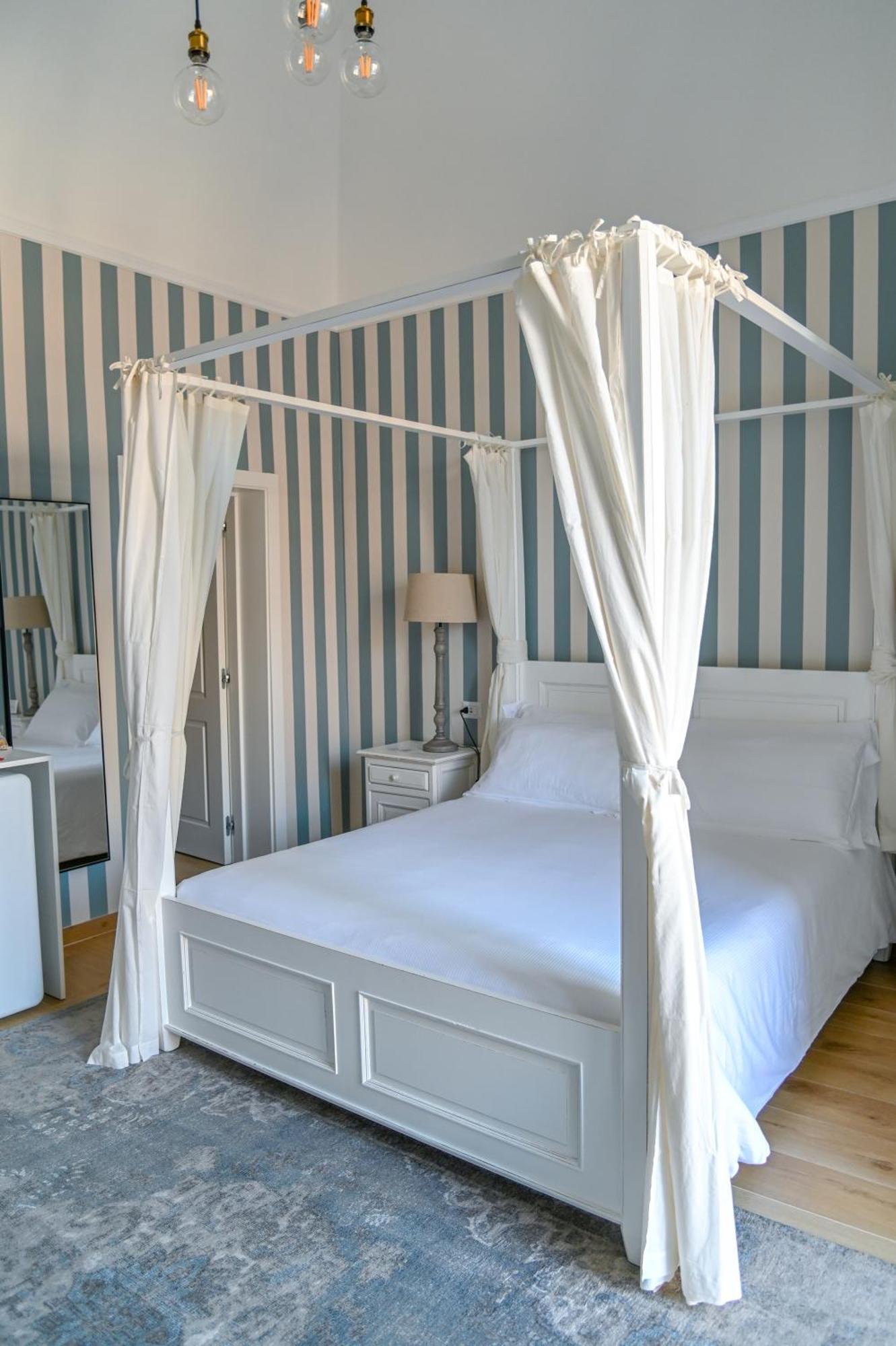 Hotel Le Residenze Del Capitano Bari Zewnętrze zdjęcie
